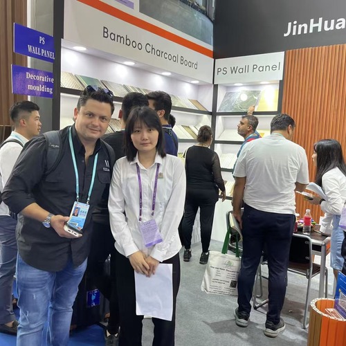 Quality-oriented Decorative Panels Supplier Attending Canton Fair Twice Yearly